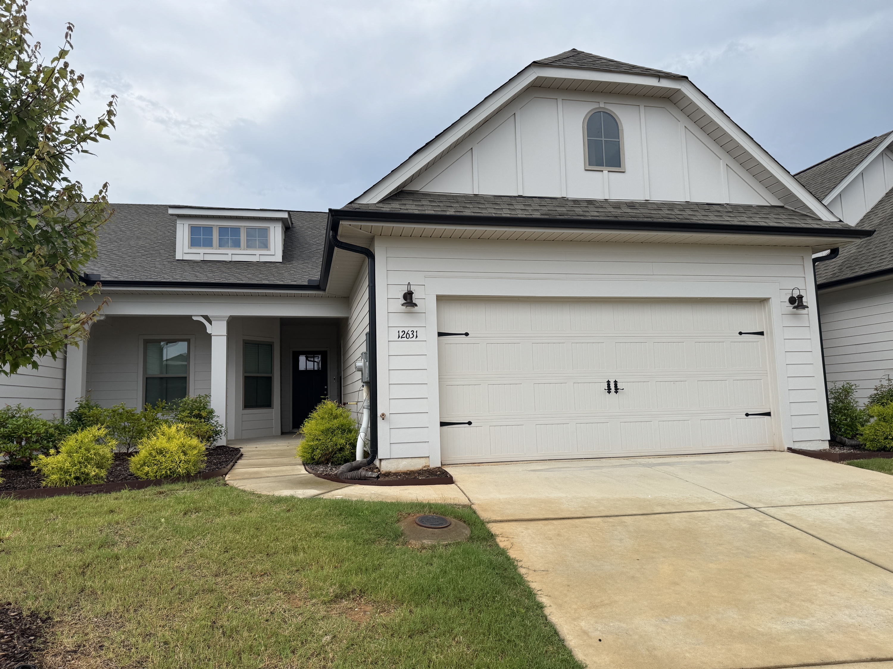 12631 Whitcomb Circle - -