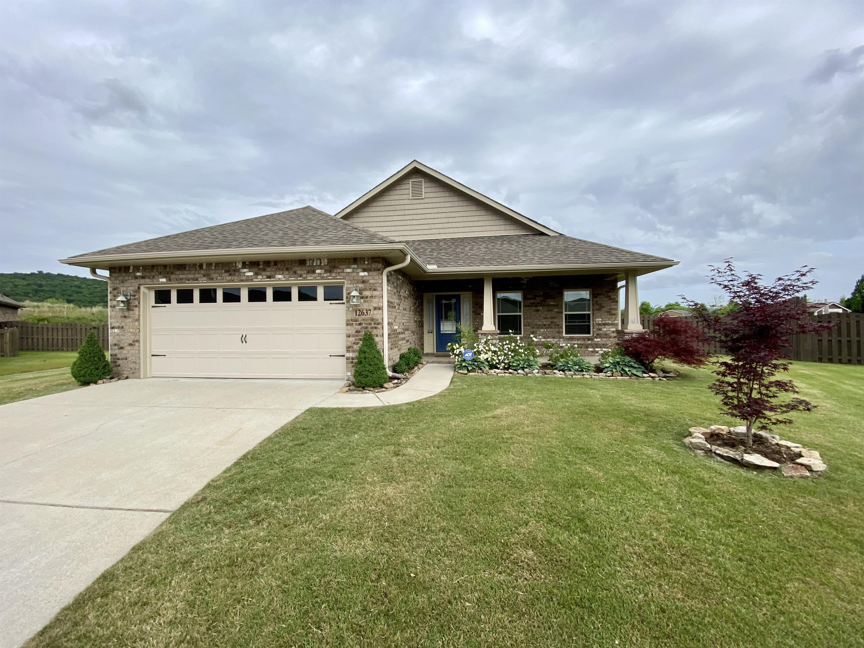 12637 Holstein Lane
