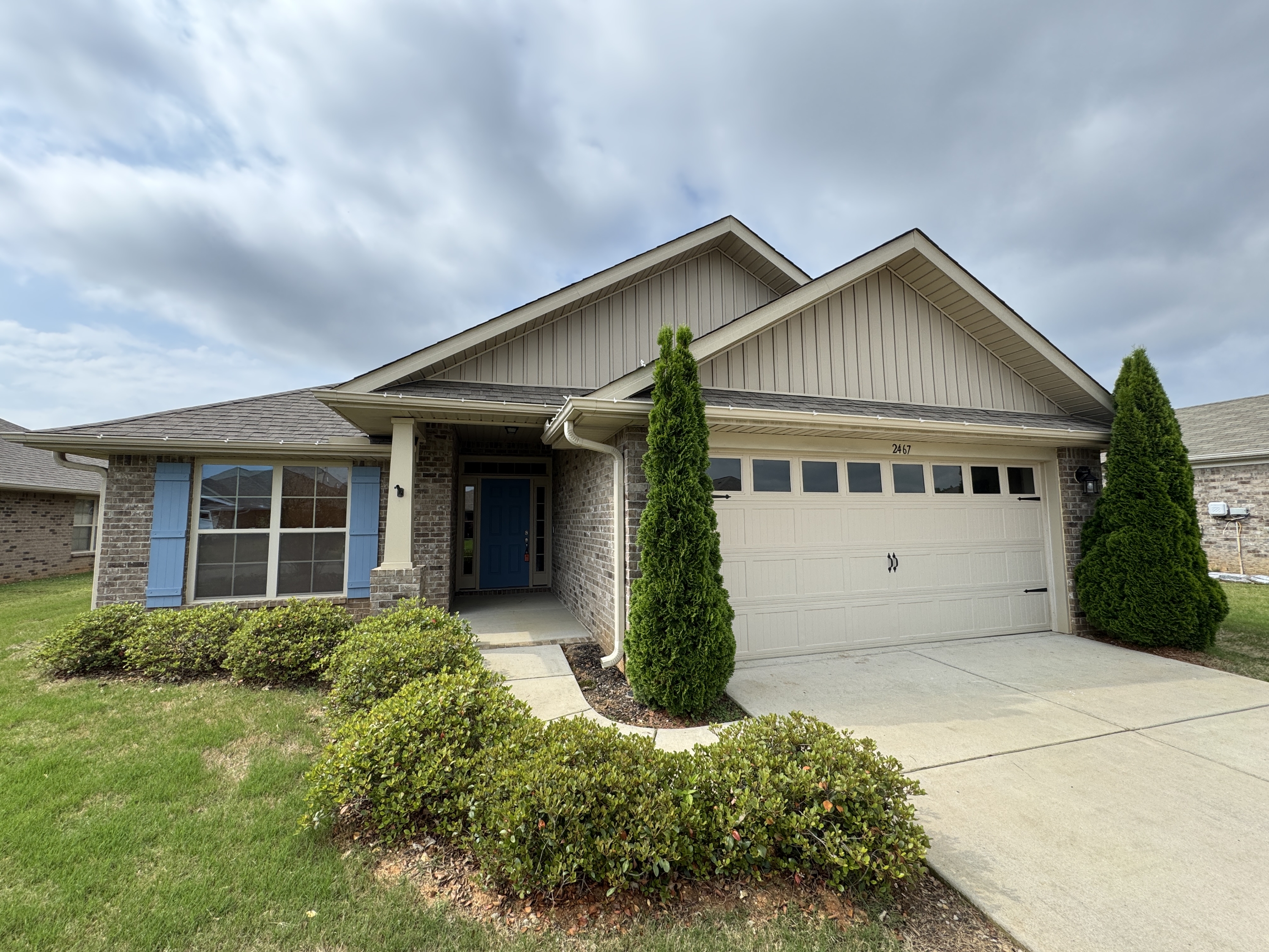 2467 Bell Manor Drive Southwest